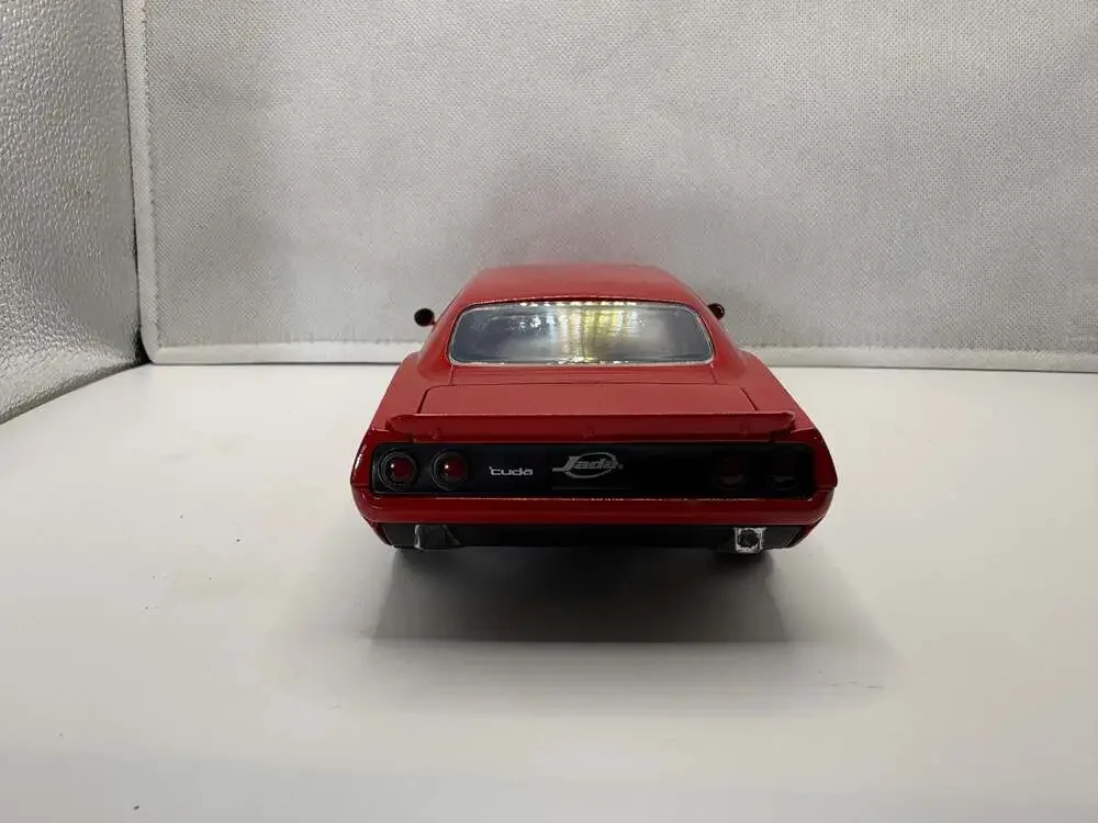 Jada Toys Big Time Muscle 1/24 Scale 1973 Plymouth Barracuda Diecast Car
